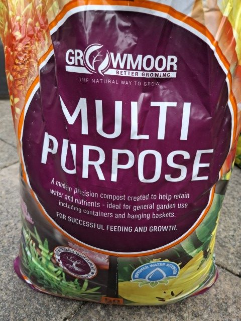 Growmoor compost test april 2026